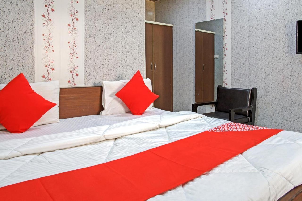 Oyo 62241 Swastik Garden Hotel Dhāmpur Buitenkant foto
